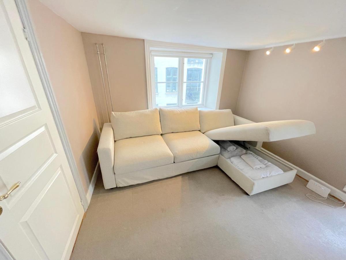 Stylish With Balcony In The Heart Of Apartment Copenhagen